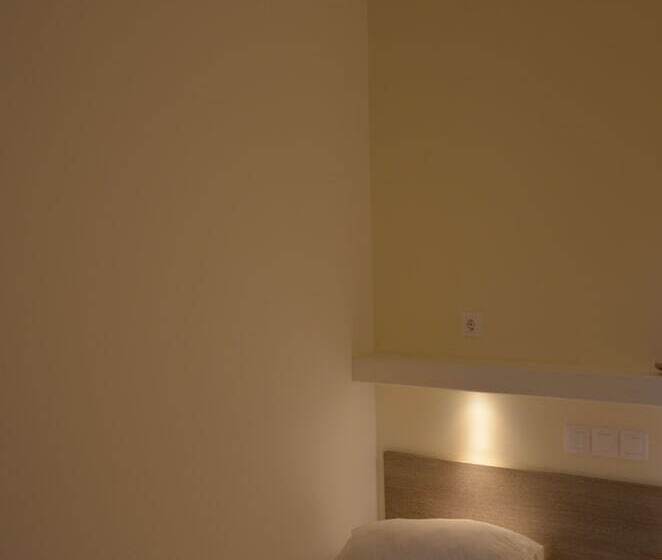 اتاق استاندارد با چشم‌انداز کوهستان, Galaxy