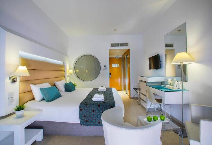 חדר סטנדרט צדדי נוף לים, Leonardo Cypria Bay