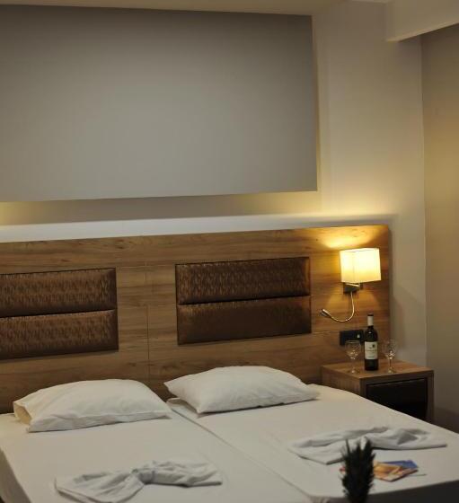 带露台的豪华间, Porto Plazza