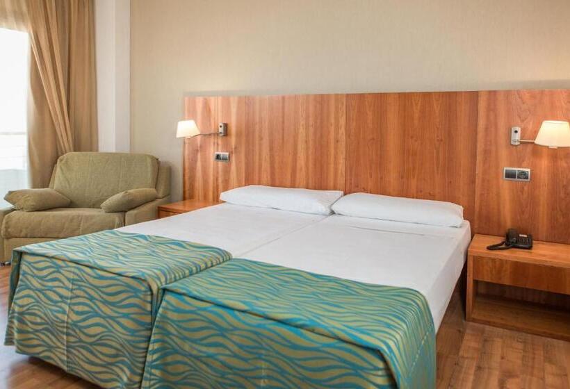غرفة قياسية ثلاثية, Rvhotels Nautic Park