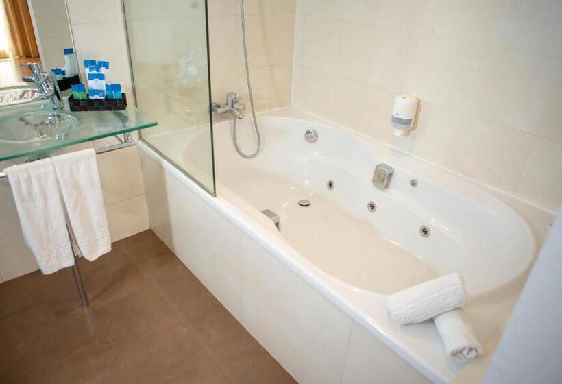 جناح, Rvhotels Nautic Park