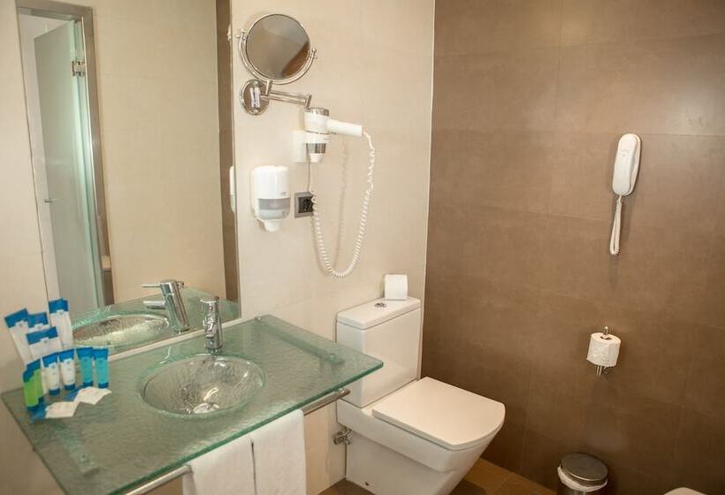 חדר סטנדרט לשלושה, Rvhotels Nautic Park