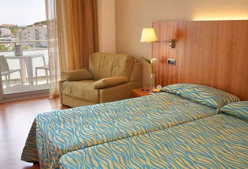 اتاق استاندارد سه نفره, Rvhotels Nautic Park