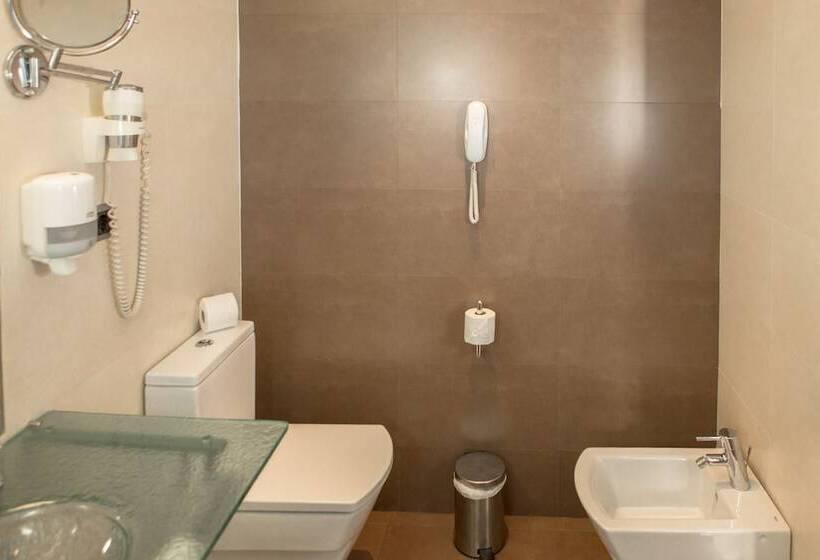 חדר סטנדרט נוף לבריכה, Rvhotels Nautic Park