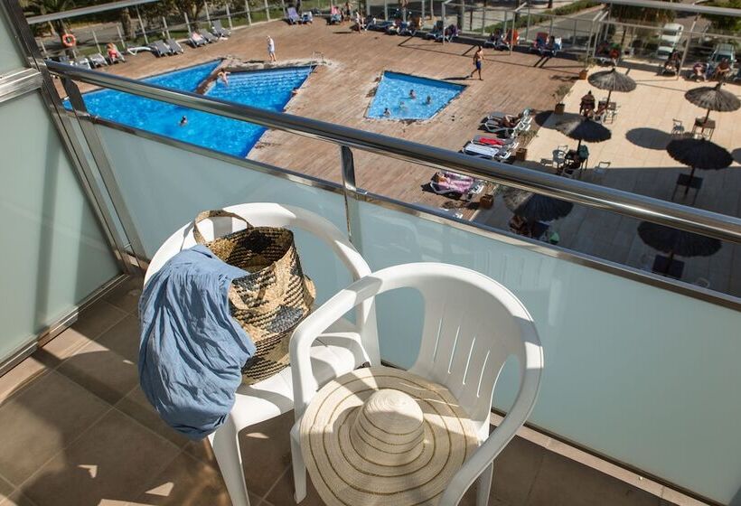 חדר סטנדרט נוף לבריכה, Rvhotels Nautic Park