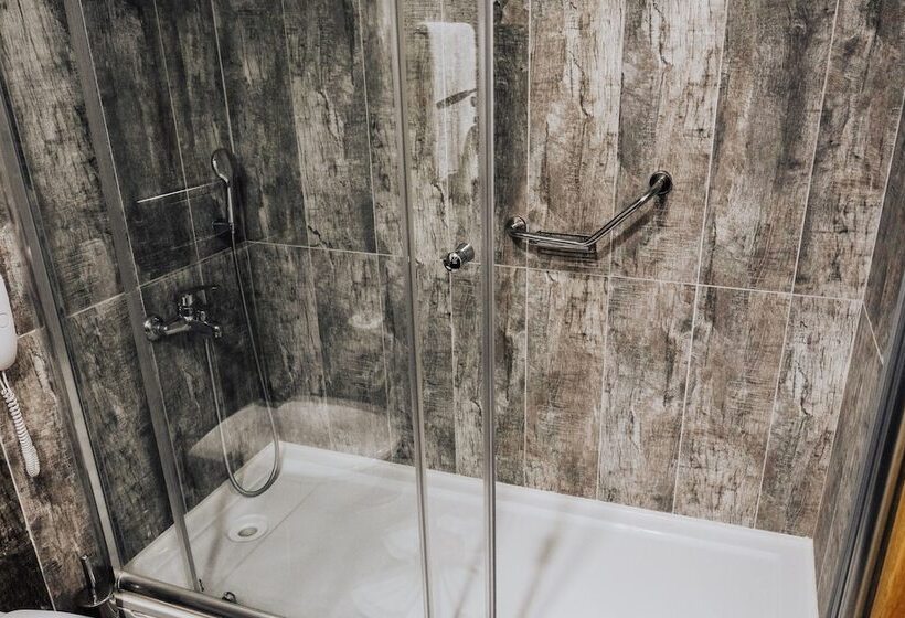 اتاق استاندارد با چشمانداز کوهستان, Saturn Palace Resort All Inclusive