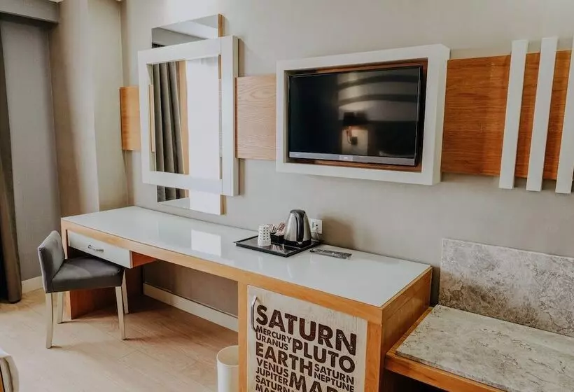 اتاق استاندارد با چشم‌انداز کوهستان, Saturn Palace Resort   All Inclusive