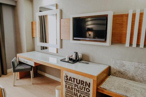 اتاق استاندارد با چشمانداز کوهستان, Saturn Palace Resort All Inclusive