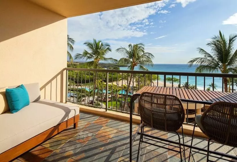 オーシャンビューのプレミアムルーム。, The Westin Hapuna Beach Resort