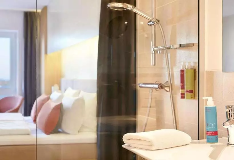 Standard-huone Sisäpuolella, Strandgut Resort