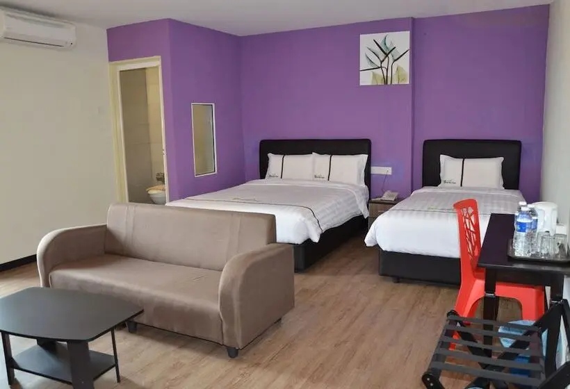 Standard Kolmen Hengen Huone, Riverview