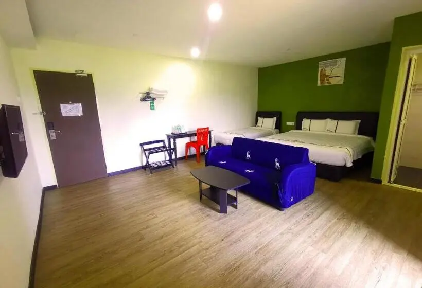 Standard Kolmen Hengen Huone, Riverview