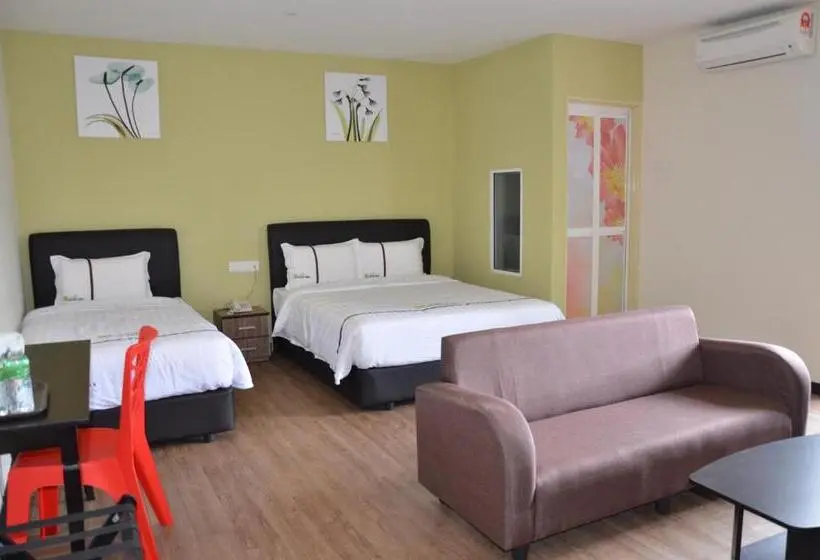 Standard Kolmen Hengen Huone, Riverview