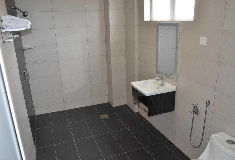 家庭套房, Riverview