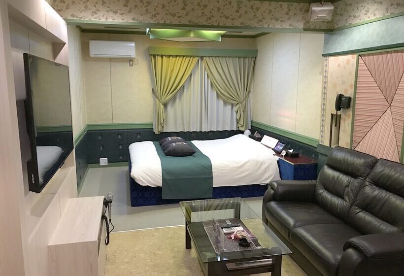 חדר אקונומי, Gaudium   Adult Only