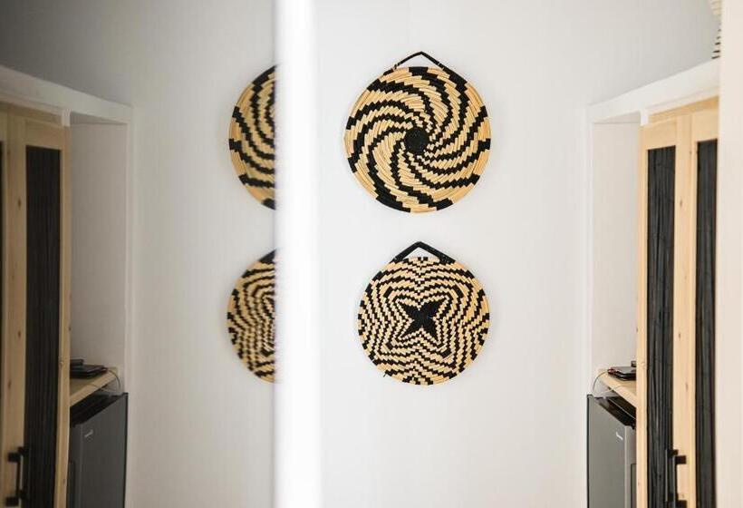 Апартаменты 2 Спальни, Anatoli