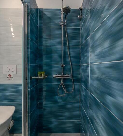 Номер Deluxe, Anatoli