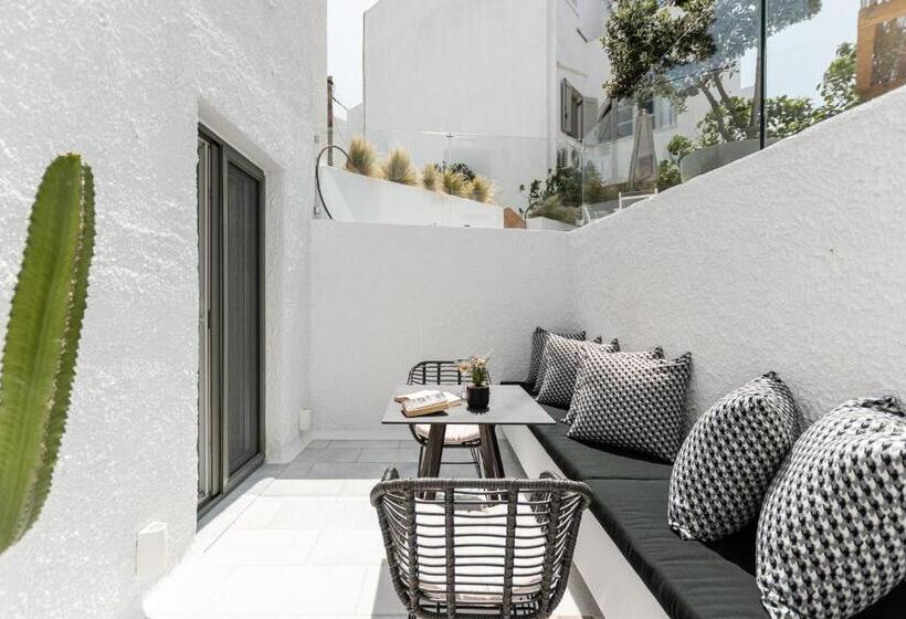 Полулюкс Одноместный с Террасой, Anatoli