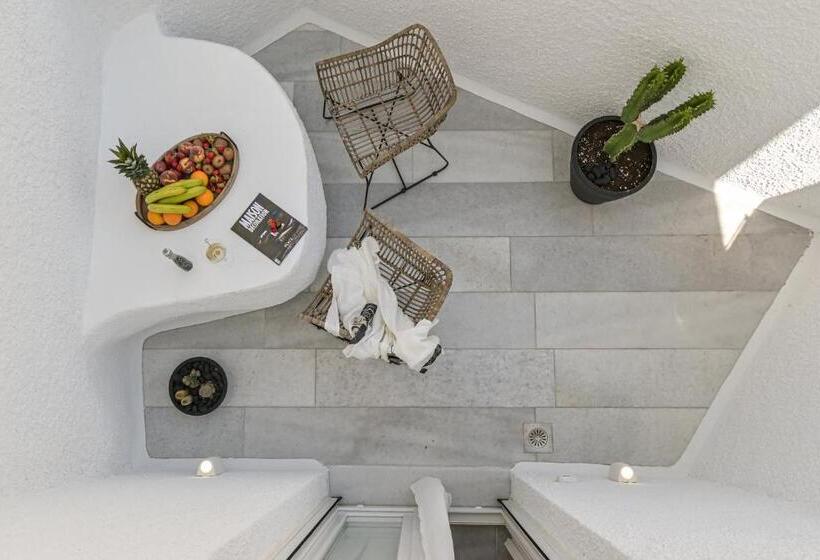 Полулюкс Одноместный с Террасой, Anatoli