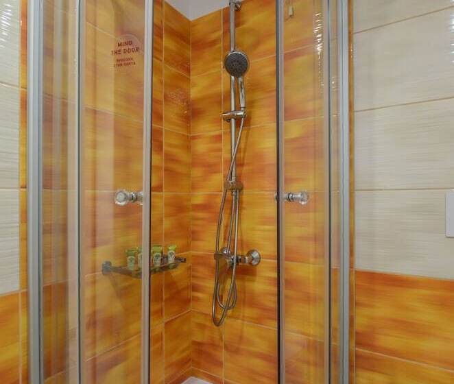 Номер Стандарт Трехместный, Anatoli