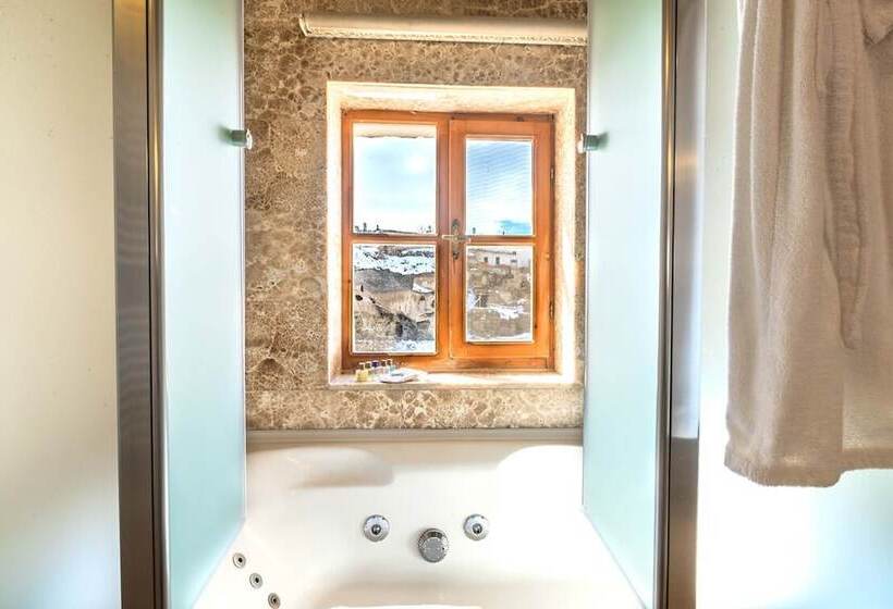 סוויטה, Cappadocia Gamirasu Cave