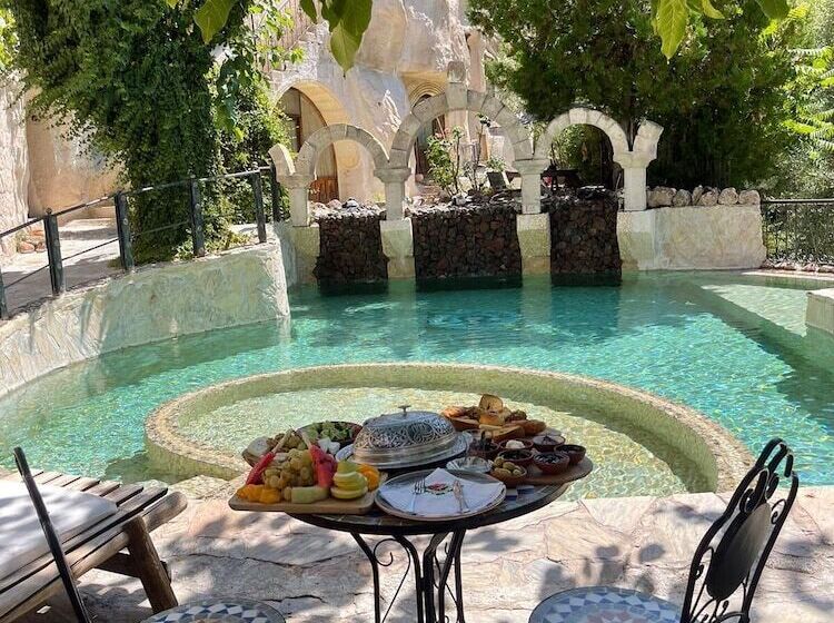 סוויטה, Cappadocia Gamirasu Cave