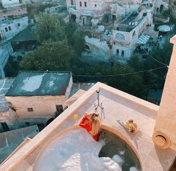 סוויטה, Cappadocia Gamirasu Cave