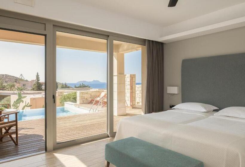 סוויטת ג'וניור נוף לים, Paralos Irini Mare