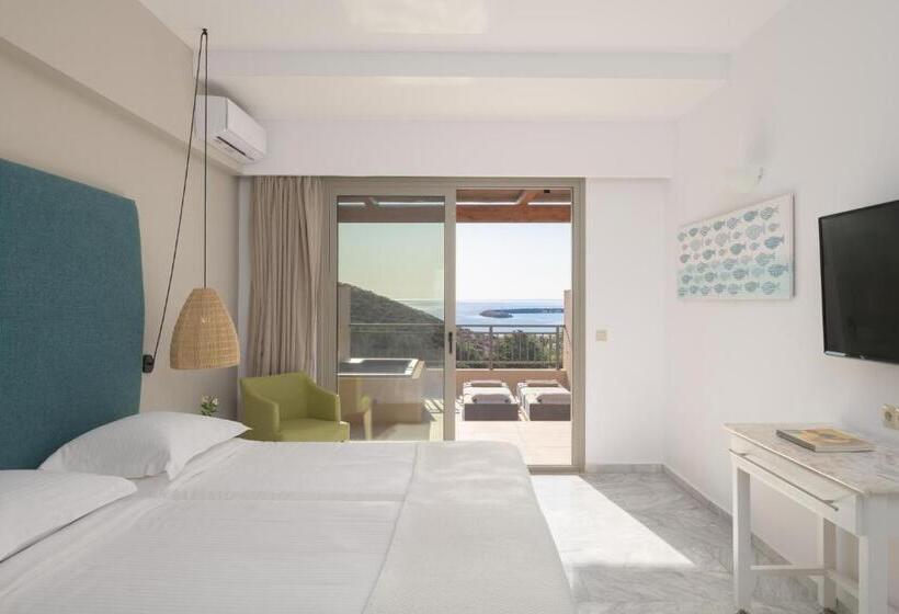 غرفة سوبيريور مطلّة علي البحر, Paralos Irini Mare