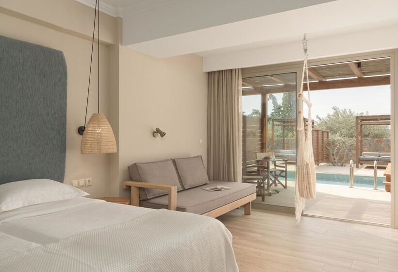 جناح جونيور مطل على الجبل, Paralos Irini Mare