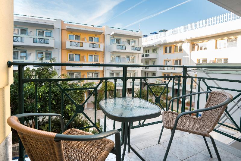 １ベッドルームアパートメント, Kosta Palace