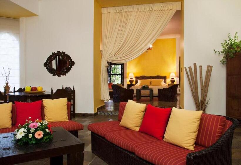 总统套房, Racquet Cuernavaca