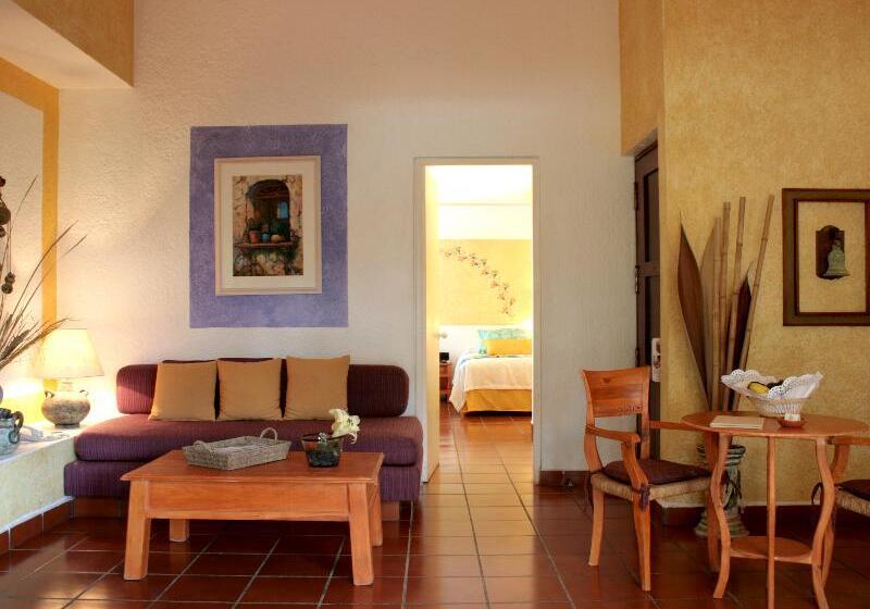 小型套房, Racquet Cuernavaca