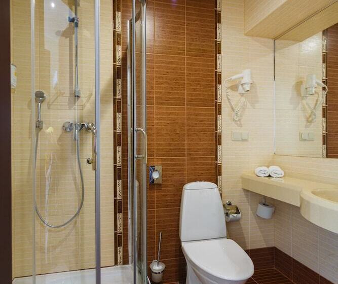 اتاق استاندارد با چشمانداز دریا, Rocca Al Mare