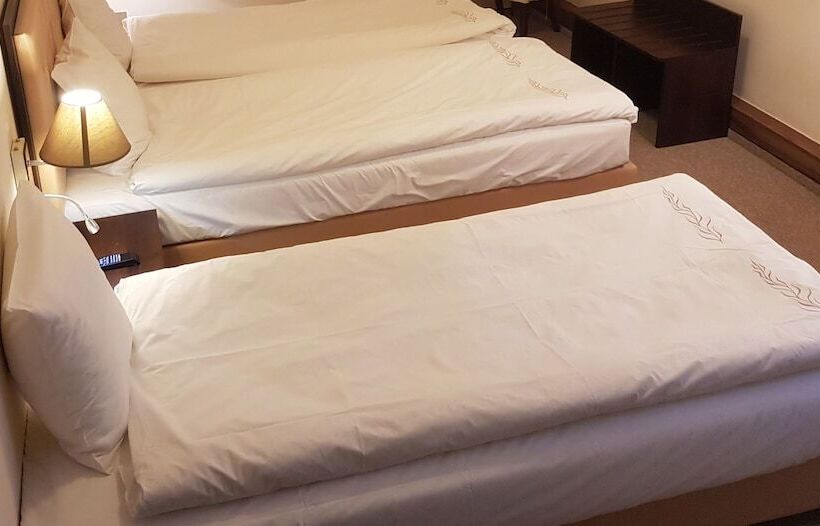 Economy Triple Room, Romantic Boutique Hotel & Spa