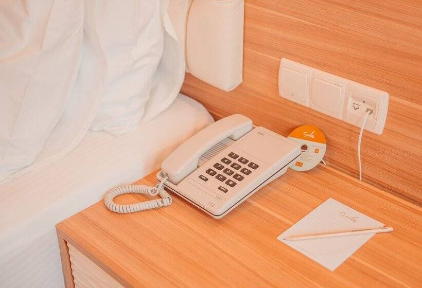 غرفة قياسية ثلاثية, Sundia by Liberty Suncity