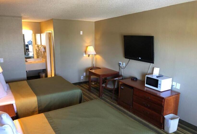 Номер Стандарт 2 Двуспальные Кровати, Super 8 By Wyndham Ridgecrest