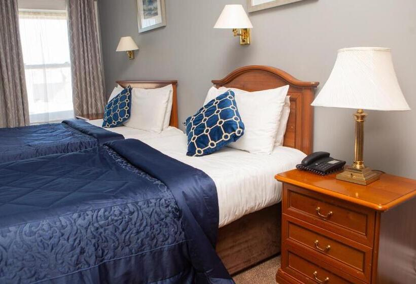 스탠다드 룸, Leens Hotel