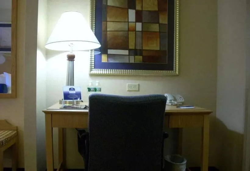 デラックスルーム, Marco Laguardia Hotel & Suites
