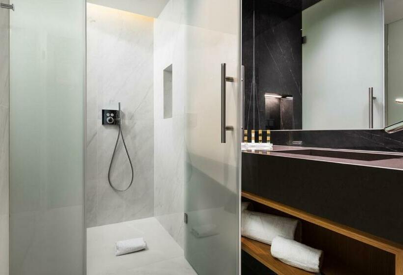 اتاق لوکس, Eurostars Aliados