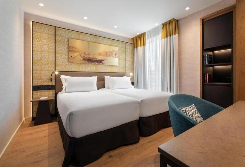 اتاق لوکس, Eurostars Aliados