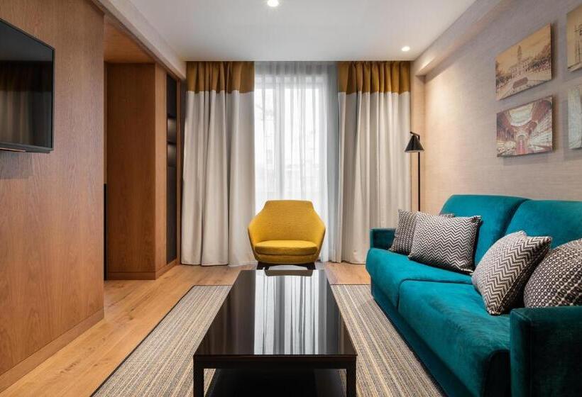 سوییت جونیور, Eurostars Aliados