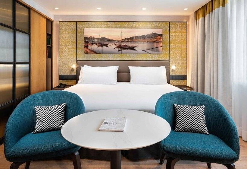 اتاق لوکس, Eurostars Aliados