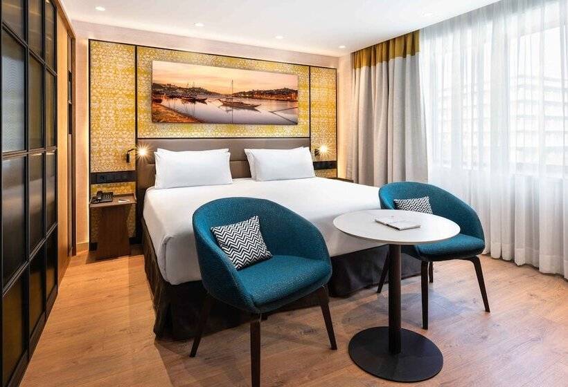 Suíte Júnior, Eurostars Aliados