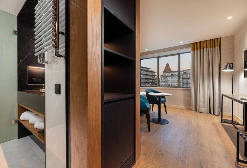 Quarto Deluxe com Vistas, Eurostars Aliados