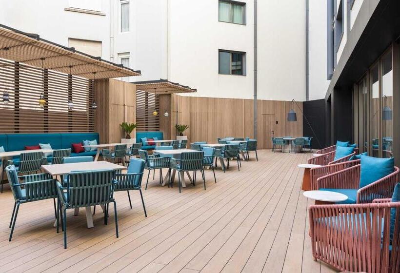 اتاق لوکس, Eurostars Aliados