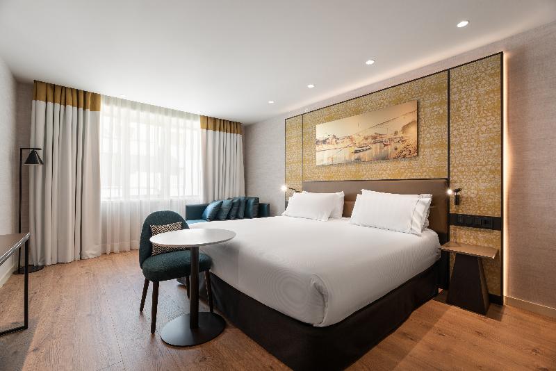 اتاق لوکس, Eurostars Aliados