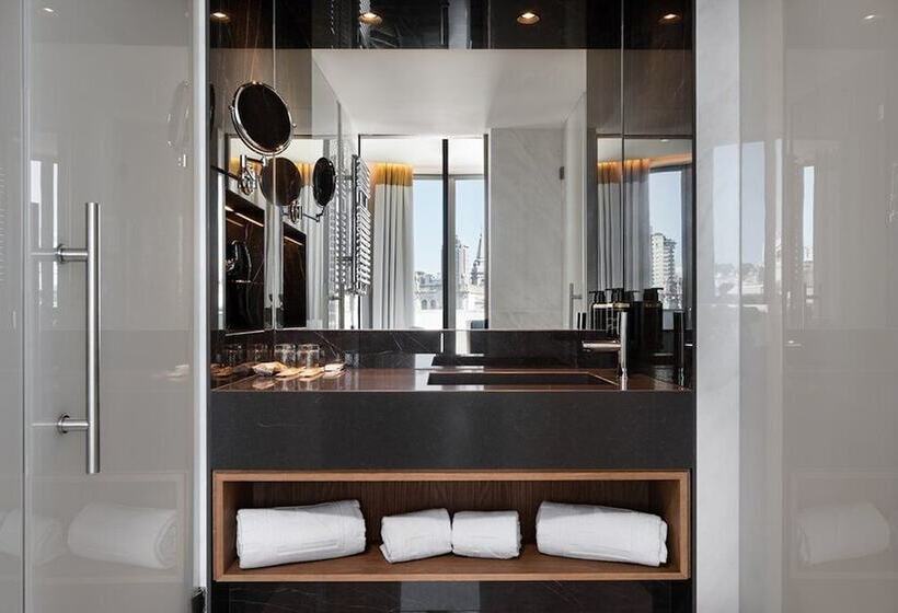 اتاق لوکس, Eurostars Aliados