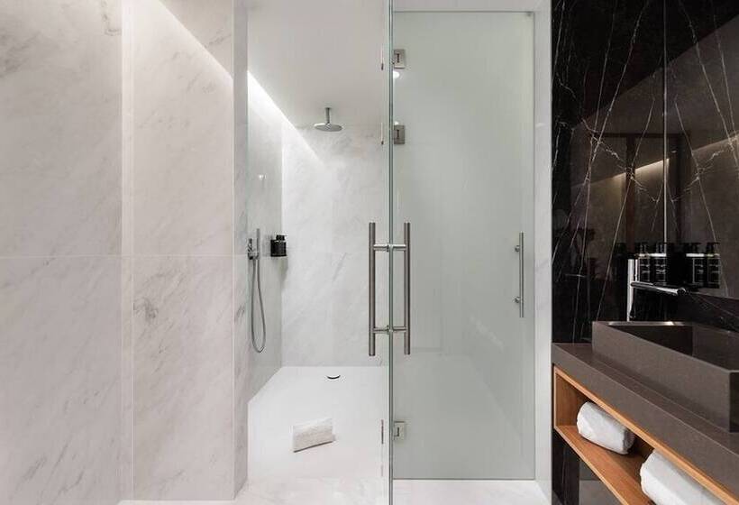 اتاق لوکس, Eurostars Aliados