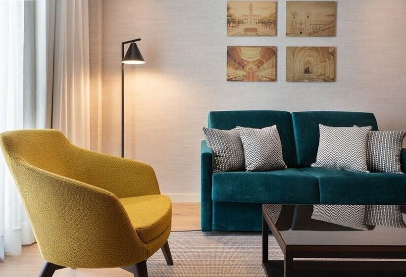 سوییت جونیور, Eurostars Aliados